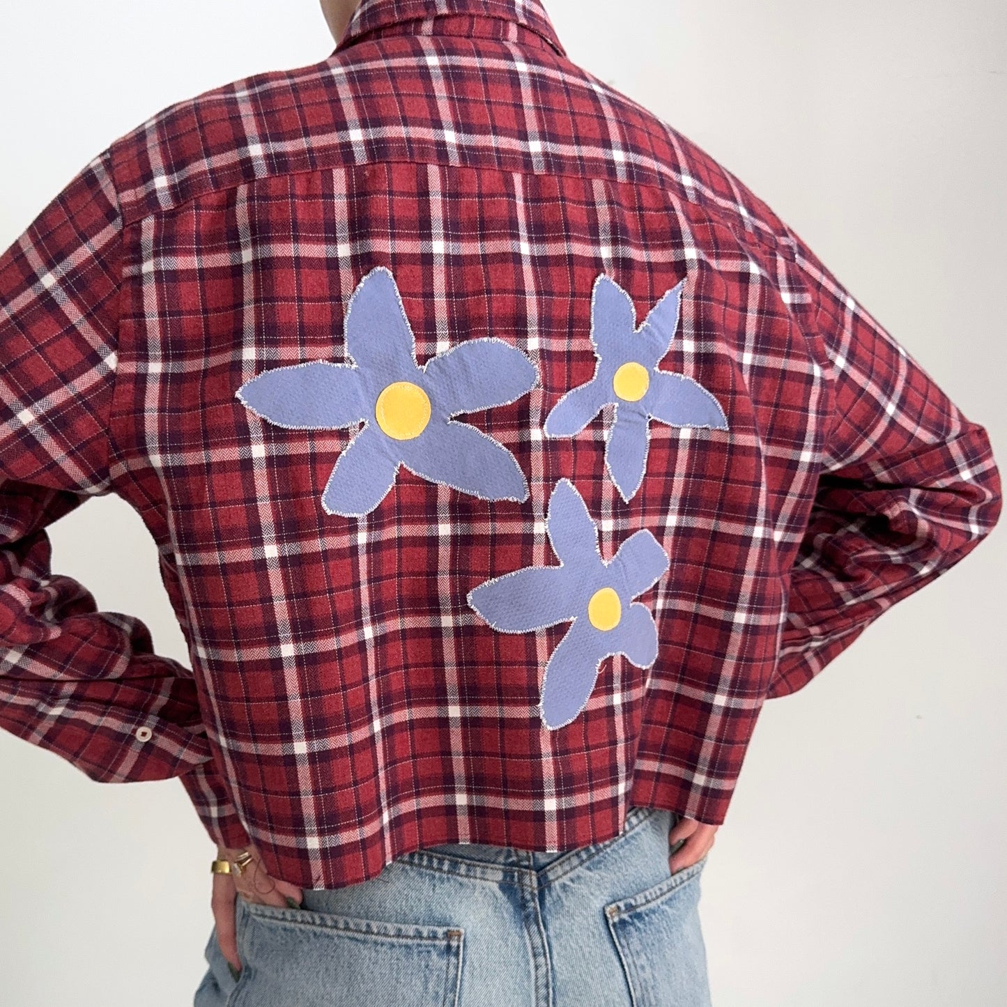 scrap button down - daisies