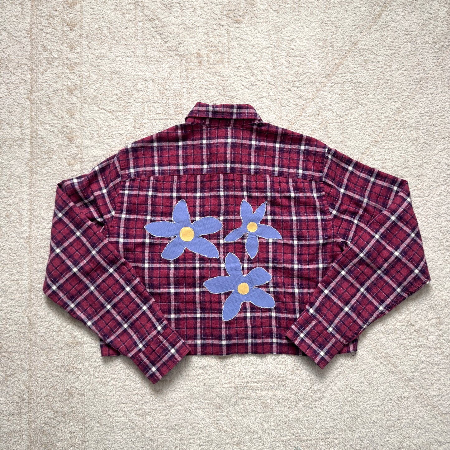 scrap button down - daisies